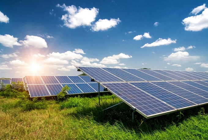 Dùng điện trên 300kWh/tháng, TPHCM khuyến khích lắp điện năng lượng mặt trời