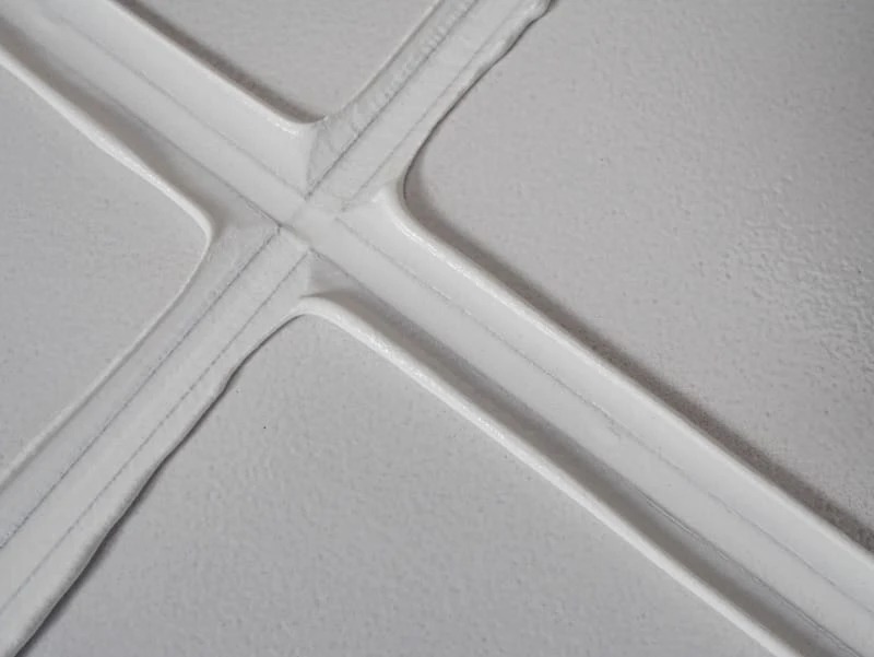 Những lỗi thường gặp khi thi công keo chà ron Epoxy